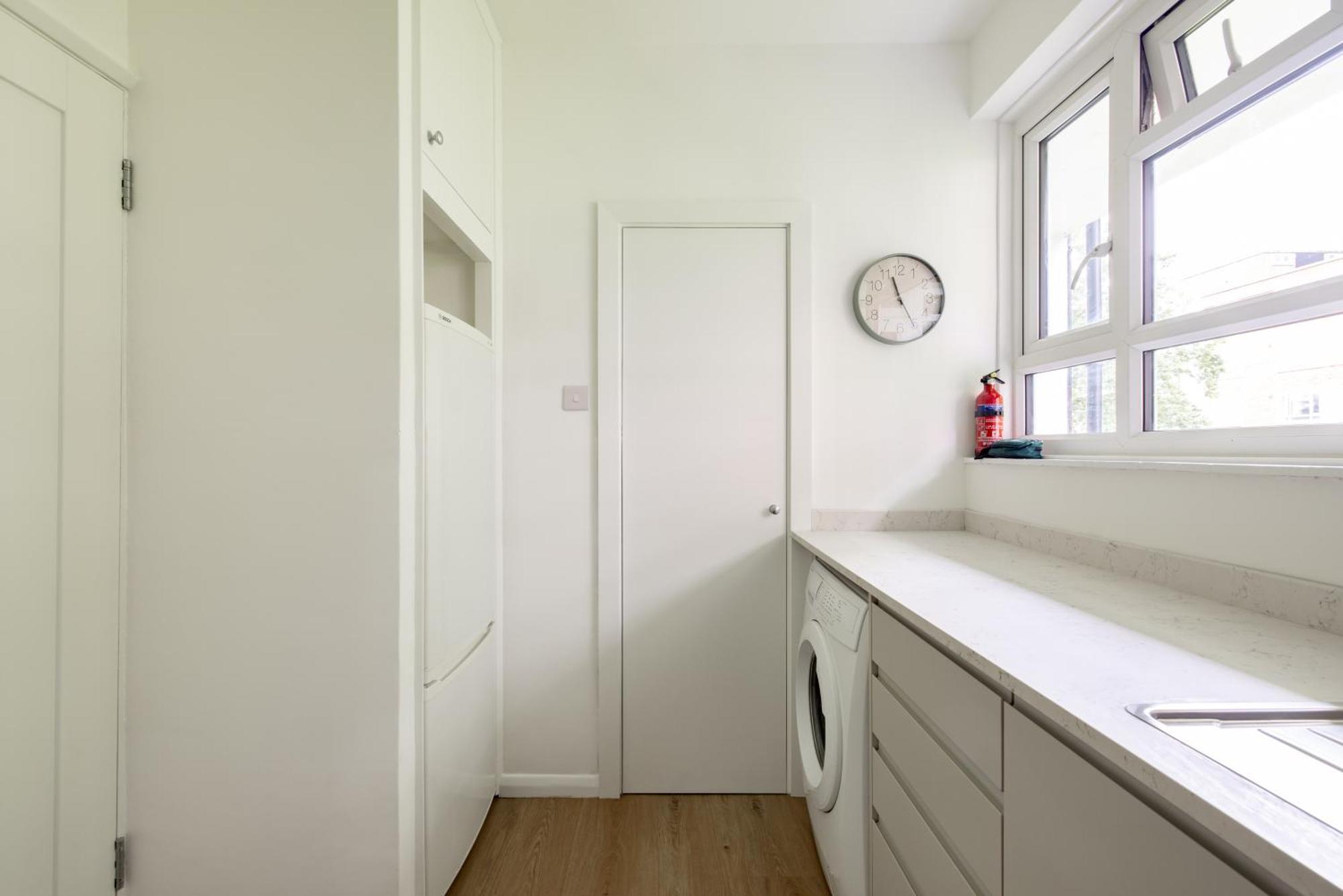 Penthousestays Wimbledon - Chic 2 Bedroom King Bed With Balcony - 2 Mins From Wimbledon Tennis Club And Museum - Aeltc Appartamento *