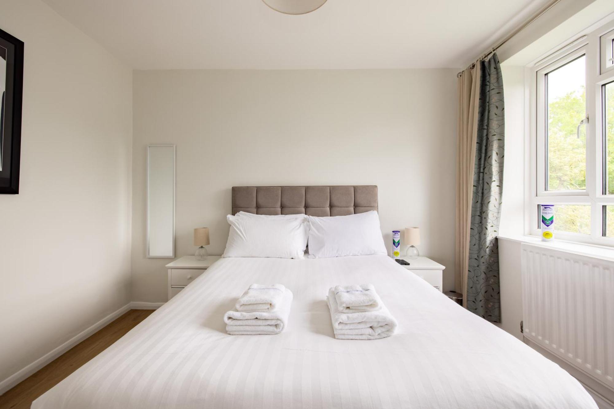 Penthousestays Wimbledon - Chic 2 Bedroom King Bed With Balcony - 2 Mins From Wimbledon Tennis Club And Museum - Aeltc Appartamento *